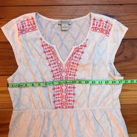 Lucky Brand White Red Boho Top, EUC, M - Picture 7 of 15